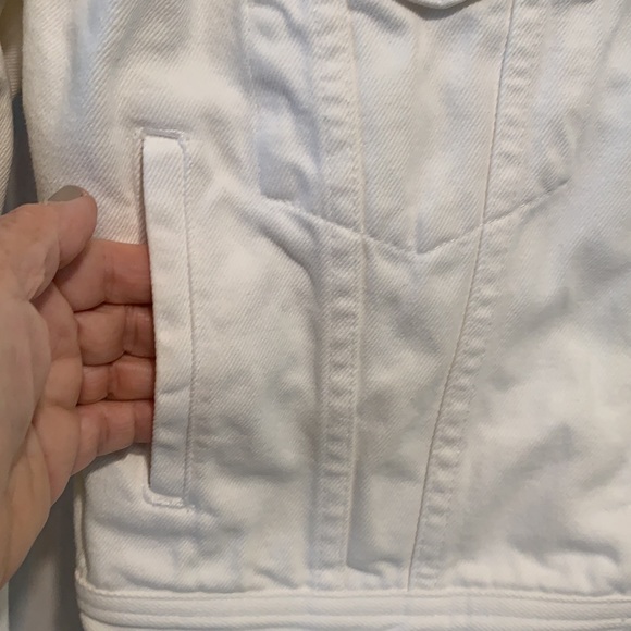 Vintage 90’s Eddie Bauer White Denim Jean Jacket - Picture 6 of 9